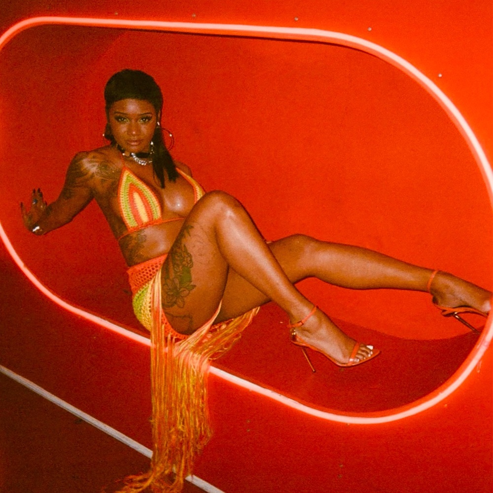 Meet your Posher, Lauren